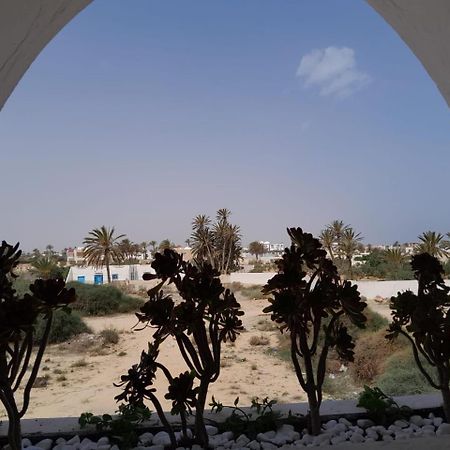 Studio Rouge Cosy A Dar Lili Djerba Mezraia Exteriör bild